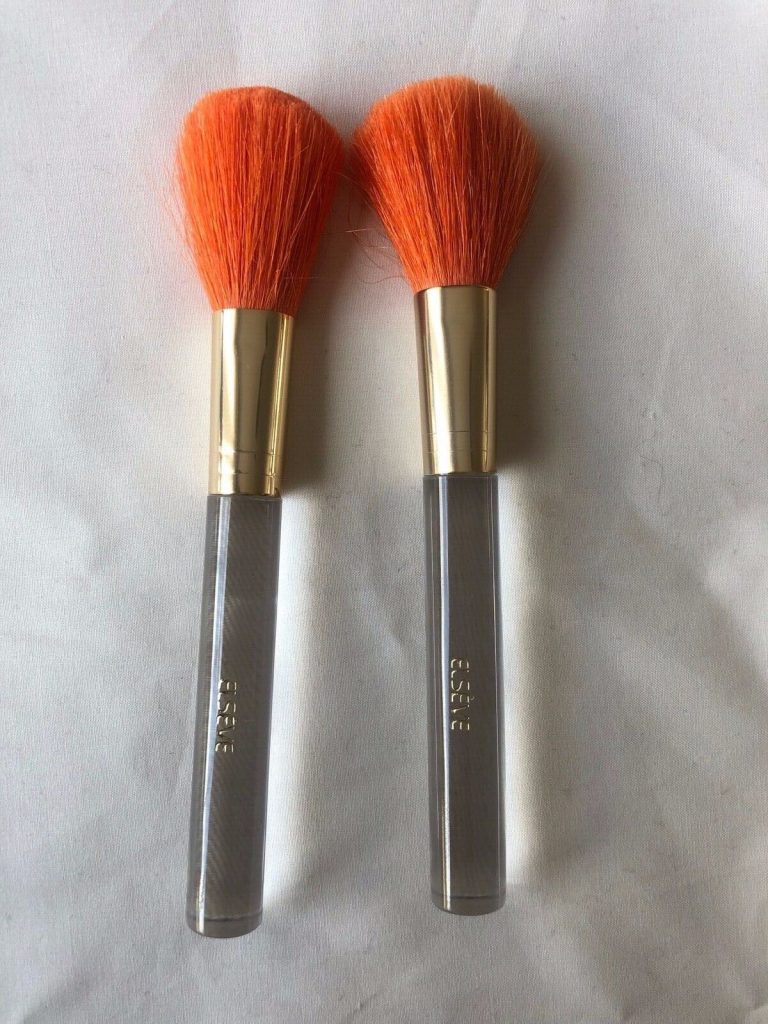 LOREAL ELSEVE MAKE UP BRUSH 2 PIECES