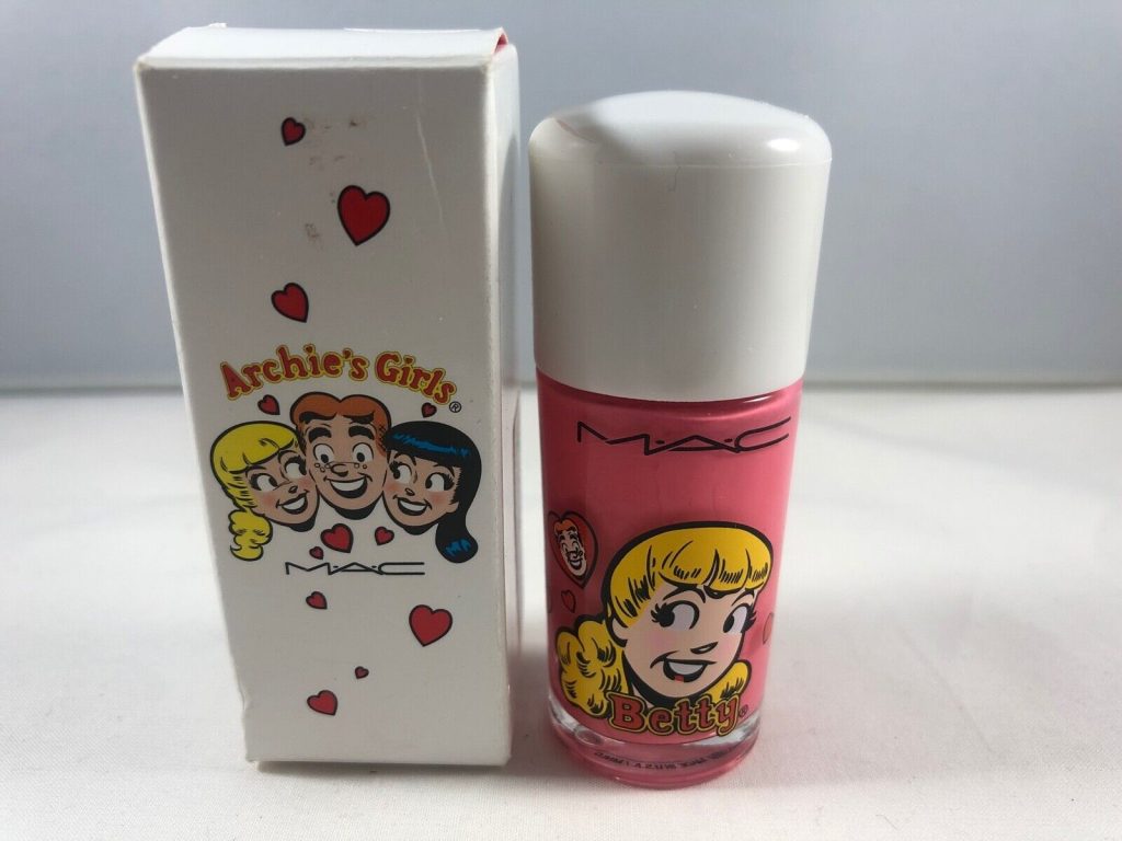 BNIB MAC Archie’s Girls Nail Lacquers in Comic Cute Bright Coral Nail Polish